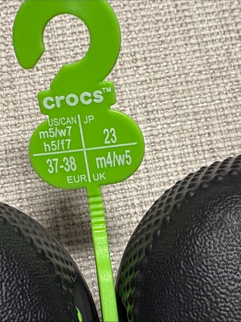 CROCS Classic Clog Sandals in Black M 5/W 7 - Picture 6 of 6